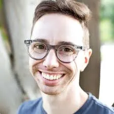 Photo of author Edward Underhill