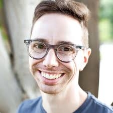 Photo of author Edward Underhill